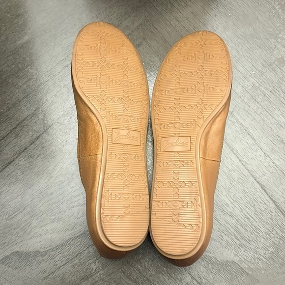 ZODIAC Women's Sonia Ballet Flats - Picture 3 of 11